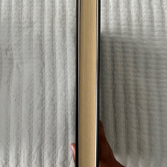 BRITNEY SPEARS: the woman in me - Picture 2 of 3